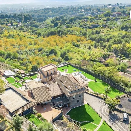 Antico Borgo Petralia Country house